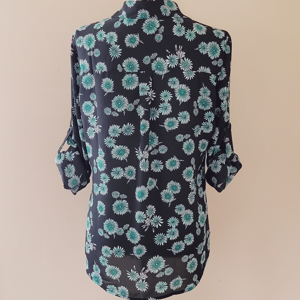 Express Floral Button Down Size Medium - image 5